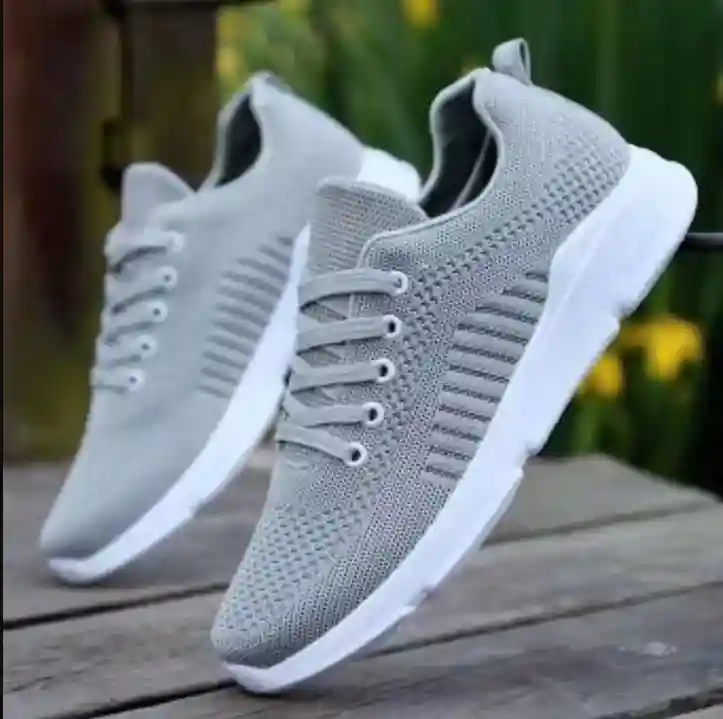 High Quality Sneakers For Men Casual Shoes Men's Fashion Sneakers Knitted Lightweight Slip-on Men